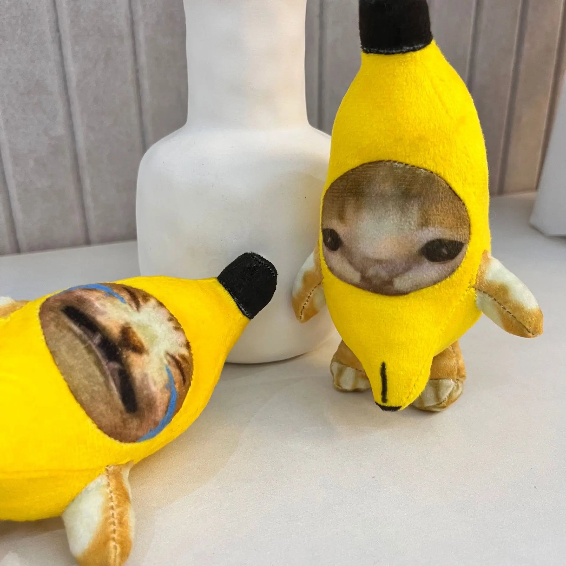 Banana Cat peluche portachiavi da 17cm, giocattolo kawaii con suoni divertenti per borse e chiavi