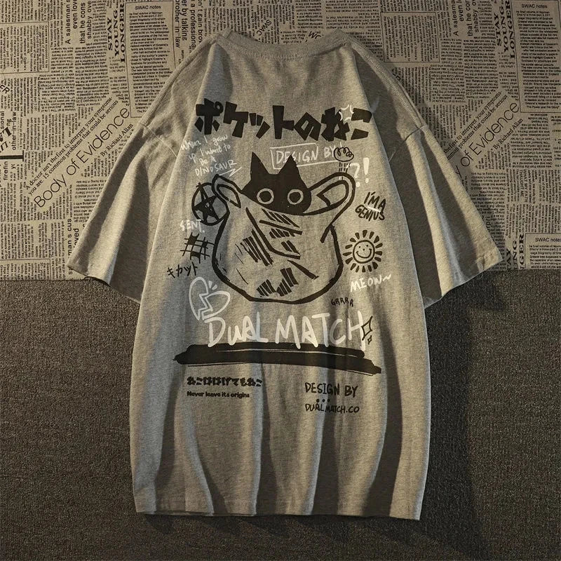 Maglietta Oversize Harajuku con Gatto Nero e scritte giapponesi, disponibile in grigio e bianco